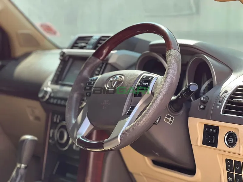 2015 Toyota Land Cruiser TZG 2.8L Diesel SUV, photo 7