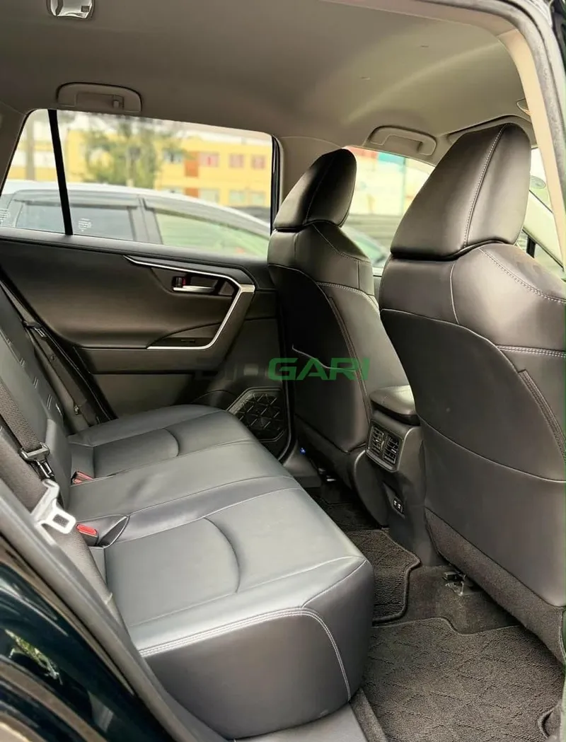 2020 Toyota RAV4 G Petrol SUV, photo 11