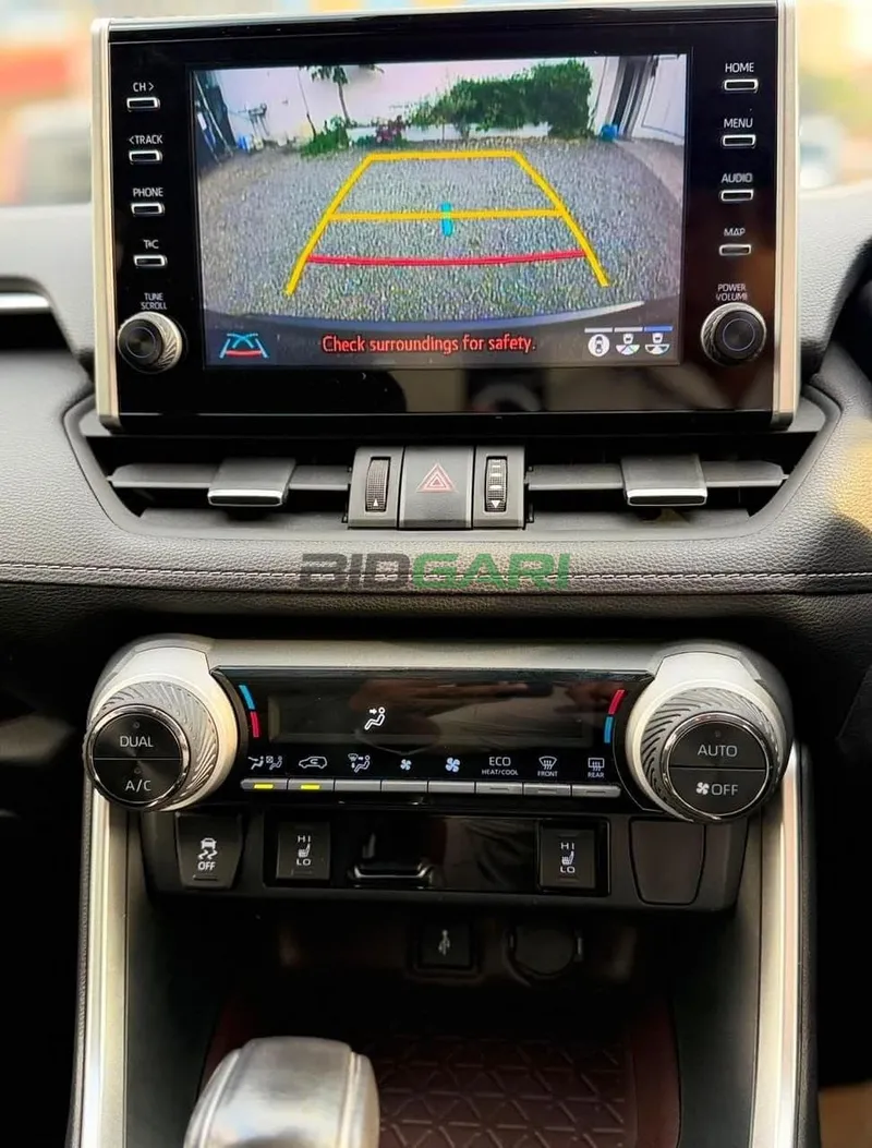 2020 Toyota RAV4 G Petrol SUV, photo 10