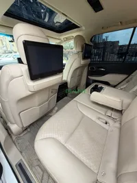 2023 Toyota Land Cruiser Petrol SUV, photo 10