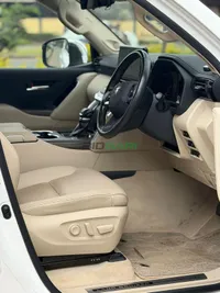 2023 Toyota Land Cruiser Petrol SUV, photo 11
