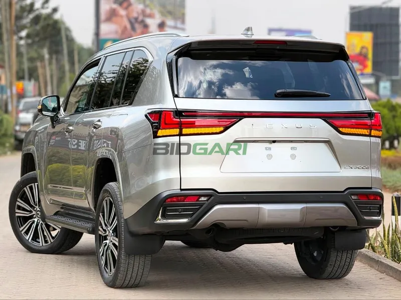 2025 Lexus LX500D 3.5L Diesel SUV, photo 4