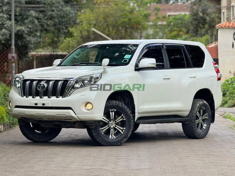 2016 Toyota Land Cruiser Prado TX 2.7L Petrol SUV, photo 3