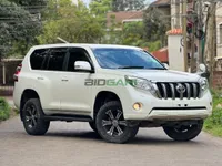 2016 Toyota Land Cruiser Prado TX 2.7L Petrol SUV, main photo