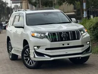 2023 Toyota Land Cruiser Prado Petrol SUV, main photo