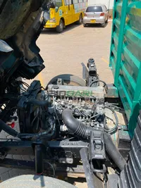 2012 Isuzu NKR 4.3L Diesel Truck, photo 7