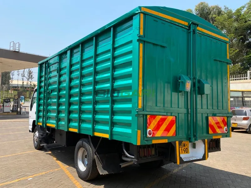 2012 Isuzu NKR 4.3L Diesel Truck, photo 5