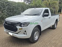 2025 Isuzu DMAX Local 2L Diesel Pickup, main photo
