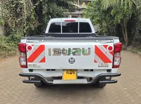 2025 Isuzu DMAX Local 2L Diesel Pickup, photo 4
