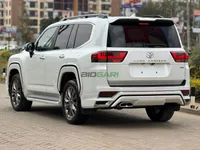 2023 Toyota LC300 ZX 4.6L Petrol SUV, photo 4