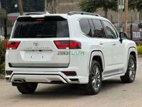 2023 Toyota LC300 ZX 4.6L Petrol SUV, photo 2