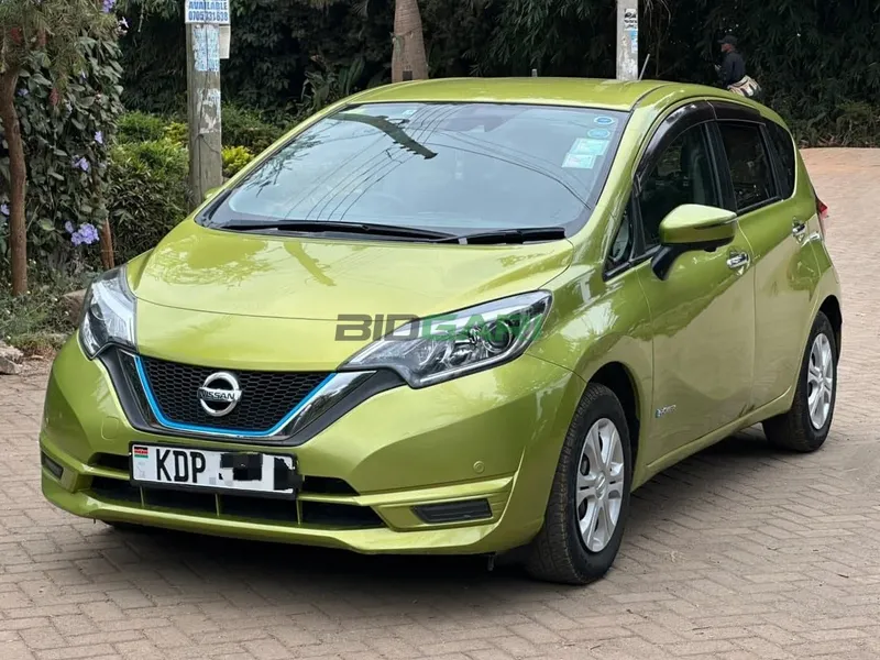2017 Nissan Note E-POWER 1.3L Petrol Hatchback, photo 2