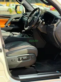 2020 Lexus LX570 Petrol SUV, photo 5