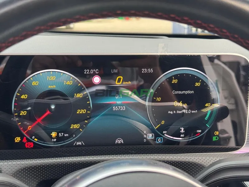 2019 Mercedes-Benz A180 1.3L Petrol Hatchback, photo 5