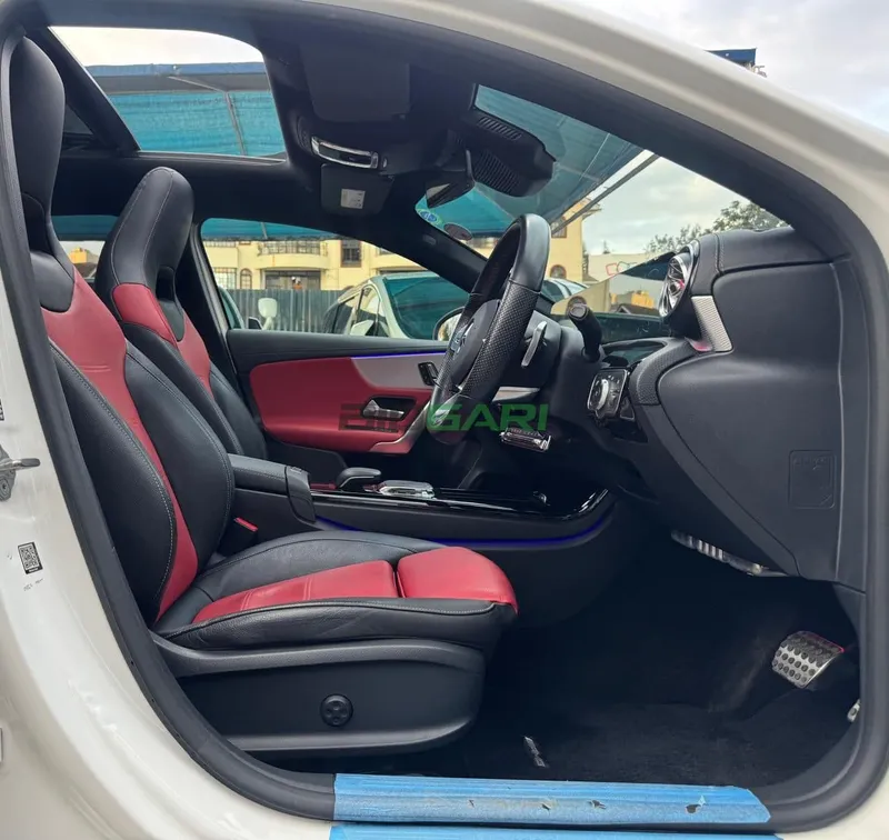 2019 Mercedes-Benz A180 1.3L Petrol Hatchback, photo 6