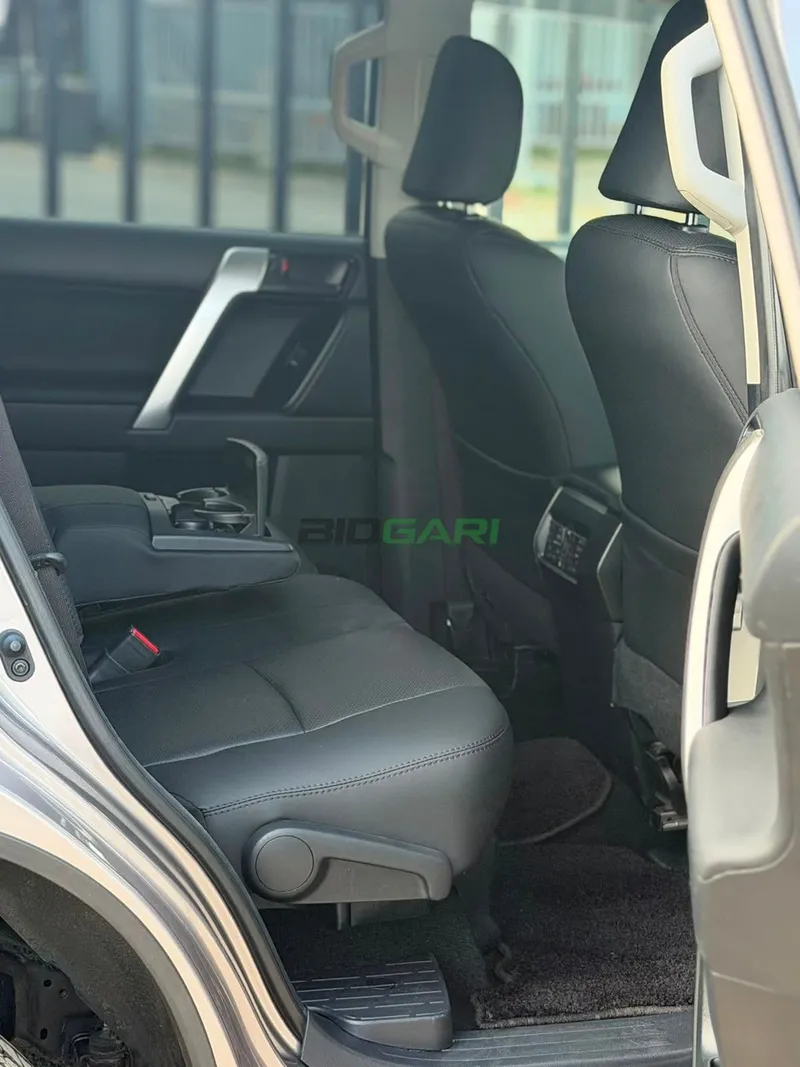 2019 Toyota Land Cruiser Prado TX 2.7L Petrol SUV, photo 5