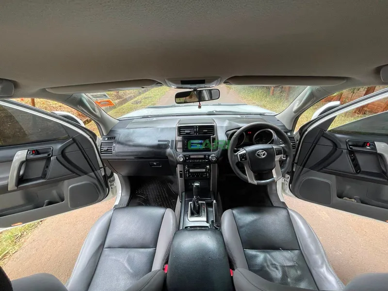 2016 Toyota Land Cruiser Prado GXL 3L Diesel SUV, photo 10