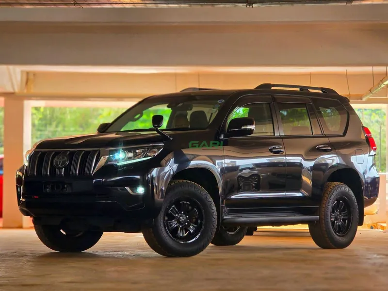 2018 Toyota Land Cruiser Prado TX 2.7L Petrol SUV, main photo