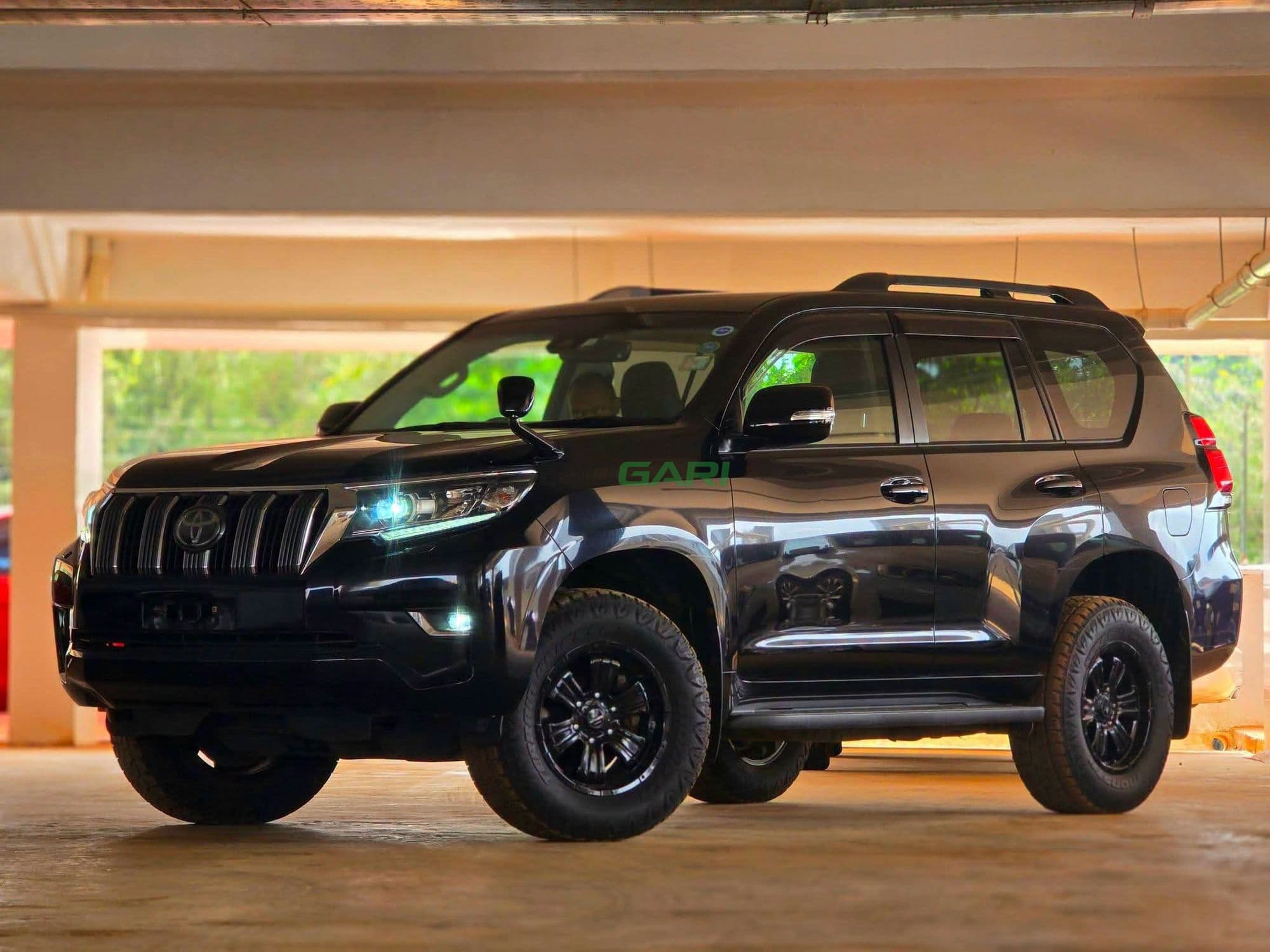 2018 Toyota Land Cruiser