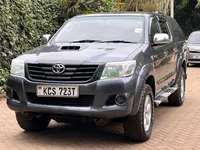 2012 Toyota Hilux Double Cab 3L Diesel SUV, photo 2