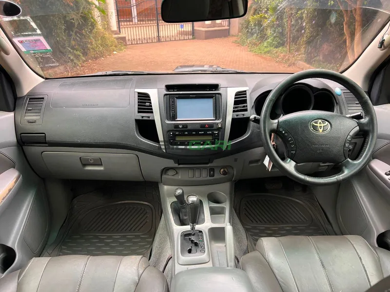2012 Toyota Hilux Double Cab 3L Diesel SUV, photo 11