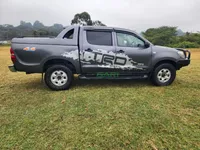 2015 Toyota Hilux Double Cab 2.5L Diesel Pickup, photo 6