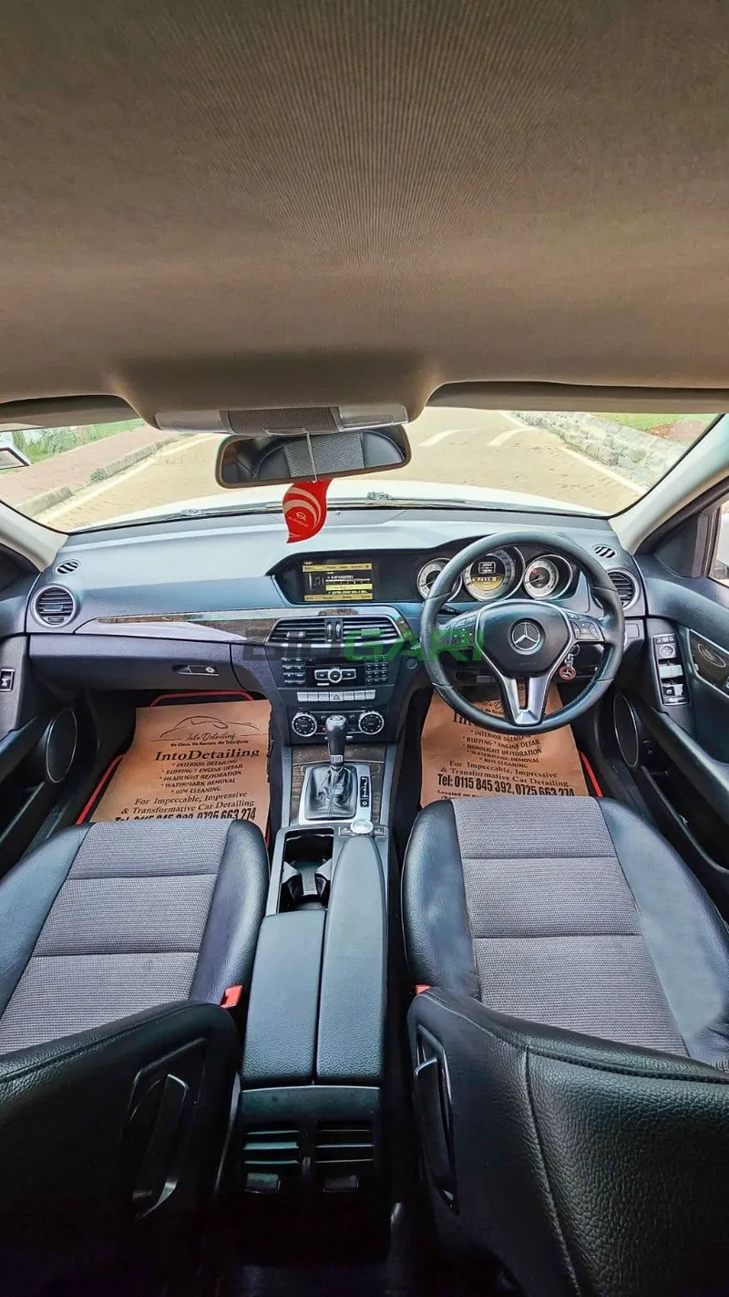 2014 Mercedes-Benz C200 Avant-garde (W204)  Last Edition 1.8L Petrol Sedan, photo 7