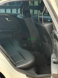 2010 Mercedes-Benz E350 Petrol Sedan, photo 6