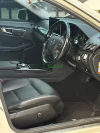 2010 Mercedes-Benz E350 Petrol Sedan, photo 7