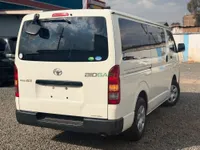 2019 Toyota Hiace 2L Petrol Van, photo 4