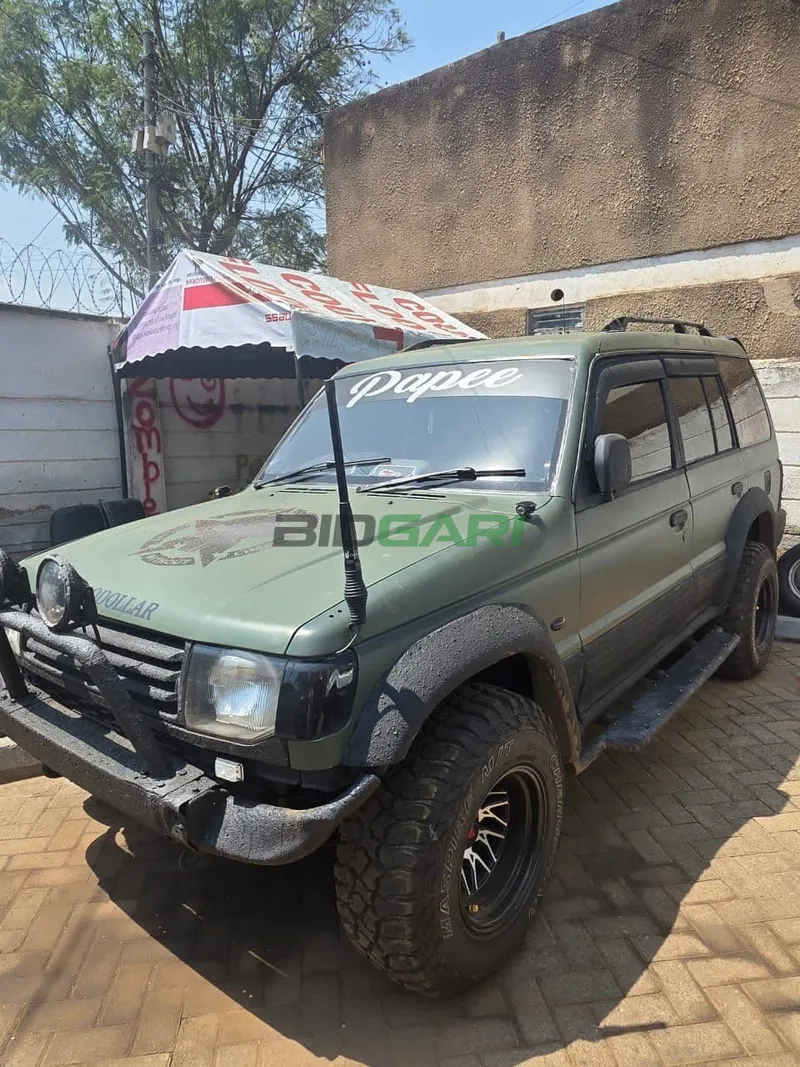 1996 Mitsubishi Pajero Diesel SUV, photo 7