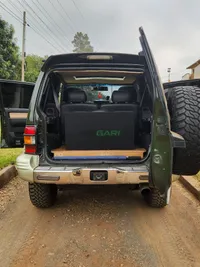 1995 Mitsubishi Pajero 2.5L Diesel SUV, photo 6