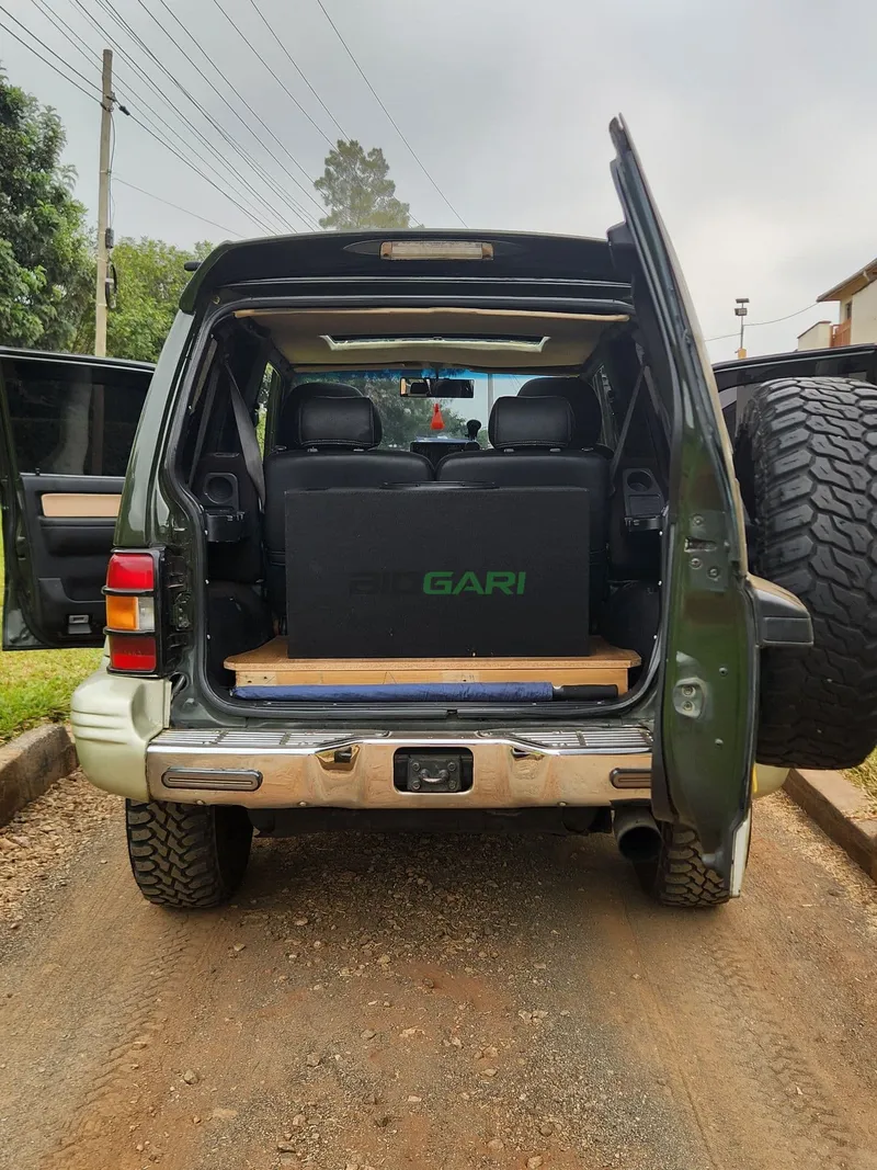 1995 Mitsubishi Pajero 2.5L Diesel SUV, photo 6