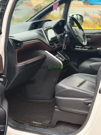 2019 Toyota Esquire Petrol MPV, photo 7