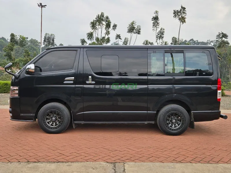 2018 Toyota Hiace Super GL 3L Diesel Van, photo 4