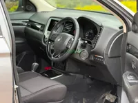 2019 Mitsubishi Outlander Petrol SUV, photo 7