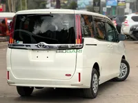 2020 Toyota Noah Petrol MPV, photo 2