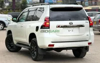 2021 Toyota Land Cruiser Prado Petrol SUV, photo 3