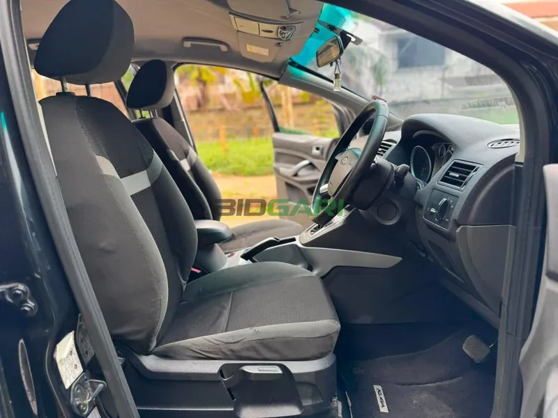 2012 Ford Kuga 2.5L Petrol SUV, photo 5