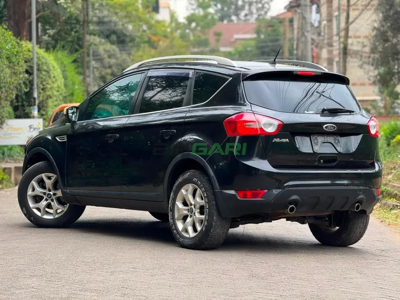 2012 Ford Kuga 2.5L Petrol SUV, photo 4