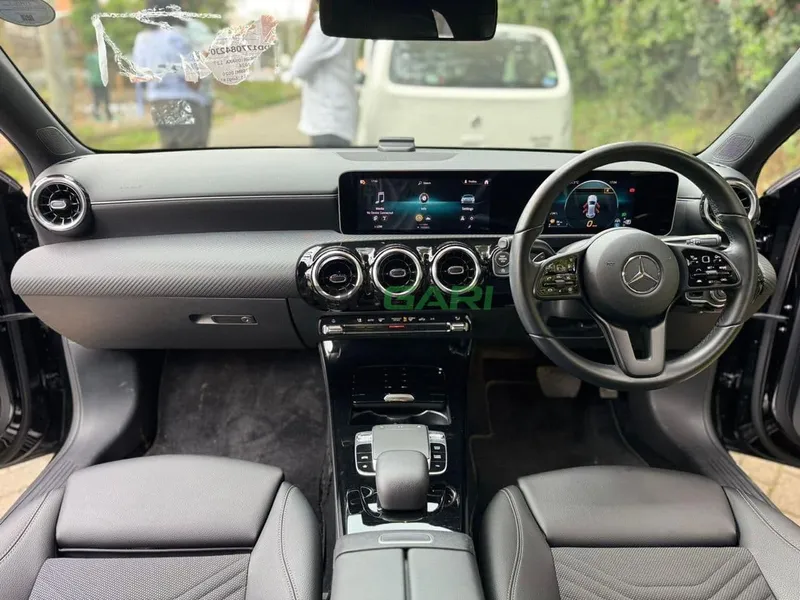 2019 Mercedes-Benz A180 1.4L Petrol Hatchback, photo 7