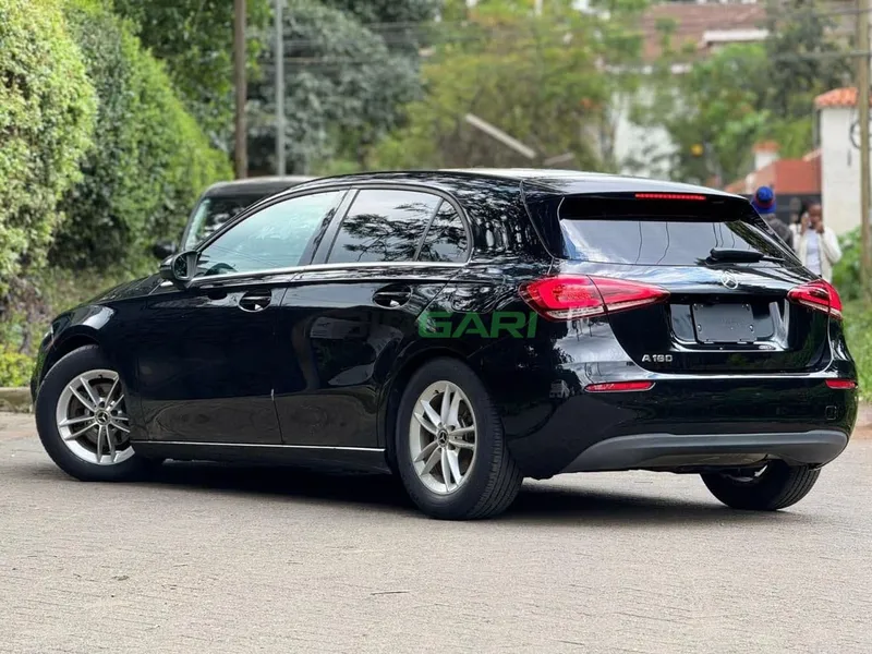 2019 Mercedes-Benz A180 1.4L Petrol Hatchback, photo 4