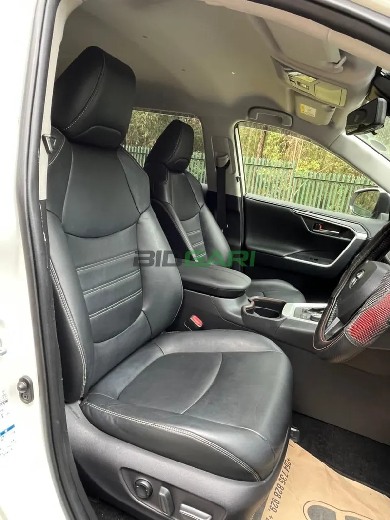2019 Toyota RAV4 2L Petrol SUV, photo 7