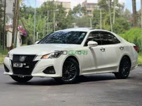 2017 Toyota Crown Athelete 2.5L Hybrid Sedan, main photo