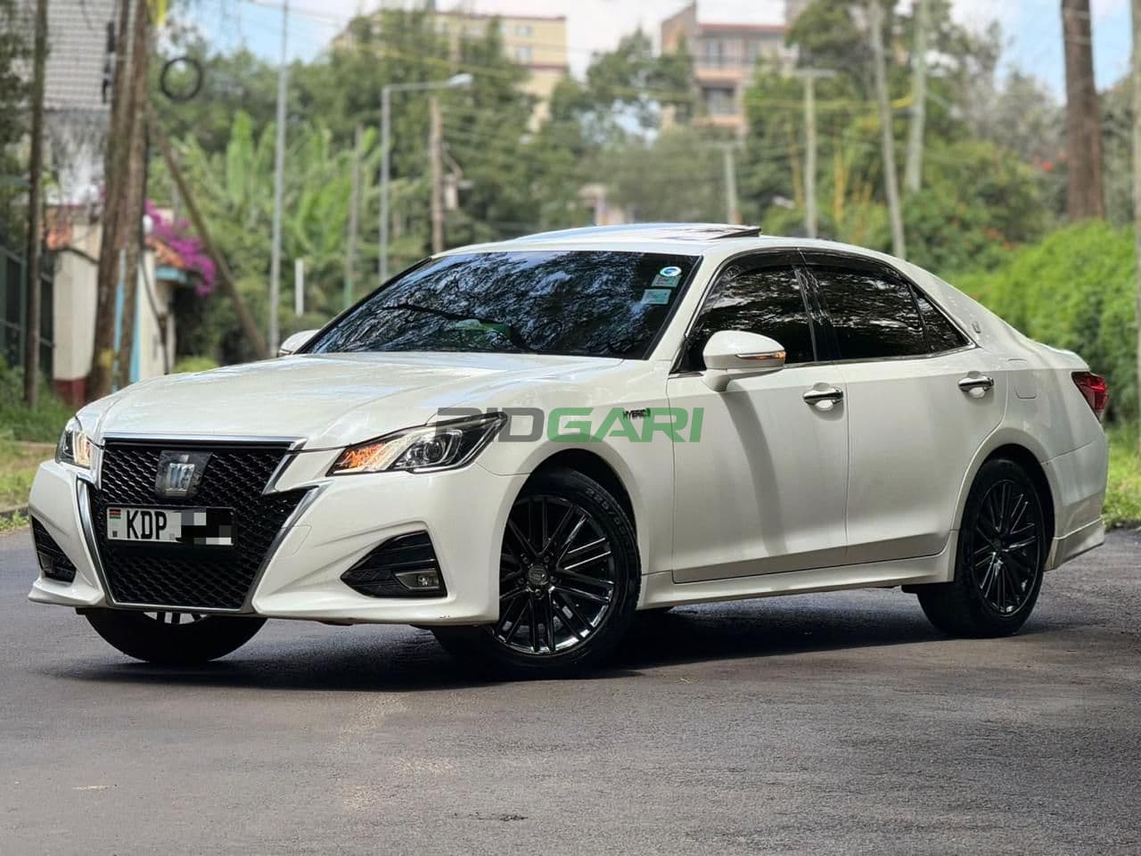 2017 Toyota Crown