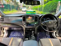 2017 Toyota Crown Athelete 2.5L Hybrid Sedan, photo 8