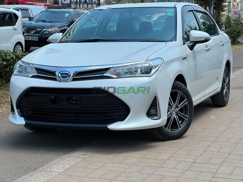 2019 Toyota Axio G GRADE 1.5L Hybrid Sedan, photo 6