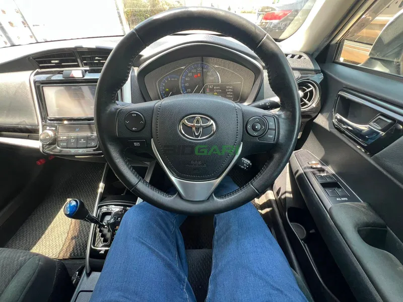 2019 Toyota Axio G GRADE 1.5L Hybrid Sedan, photo 13