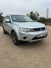 2009 Mitsubishi Outlander 2.4L Petrol SUV, main photo