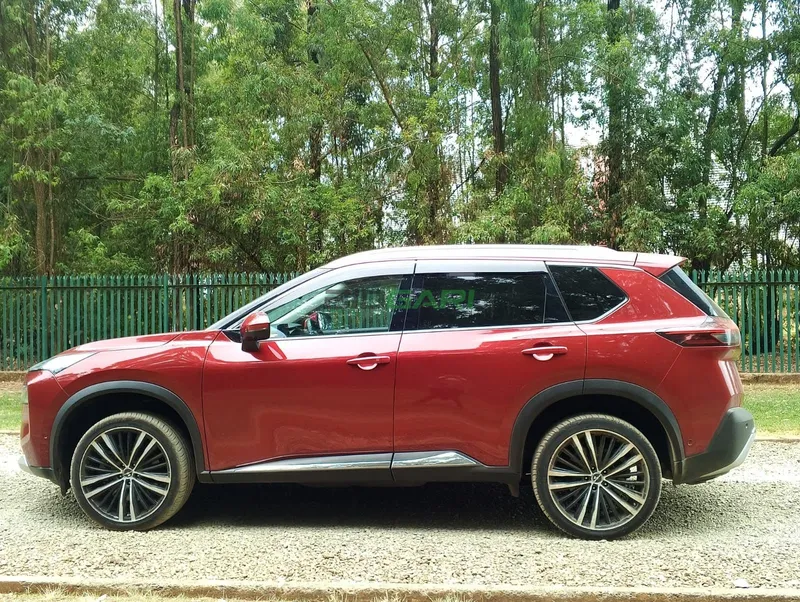 2022 Nissan X-Trail E Power e4orce 1.5L Hybrid SUV, photo 5